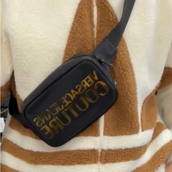 Versace jean . - Picture 2 of 7